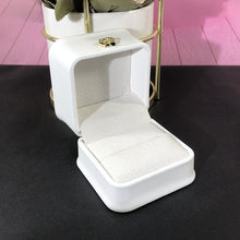 Load image into Gallery viewer, Waist Tight Crown Jewelry Box White
