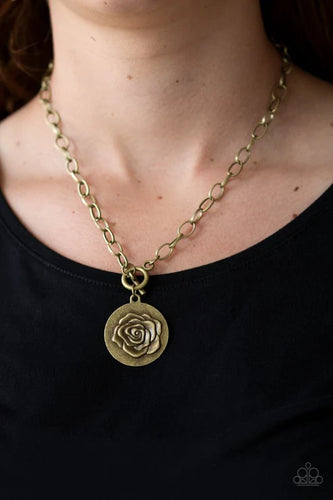 Beautifully Belle - Brass Necklace - Paparazzi