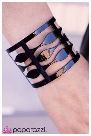 On My Radar - Black Bracelet - Paparazzi