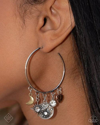 What A Find! - Multi Earrings - Paparazzi