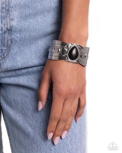 Canyon Cantina - Black Bracelet - Paparazzi