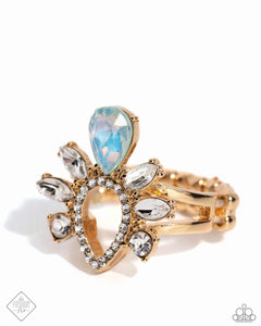 Heirloom Heaven - Gold Ring - Paparazzi