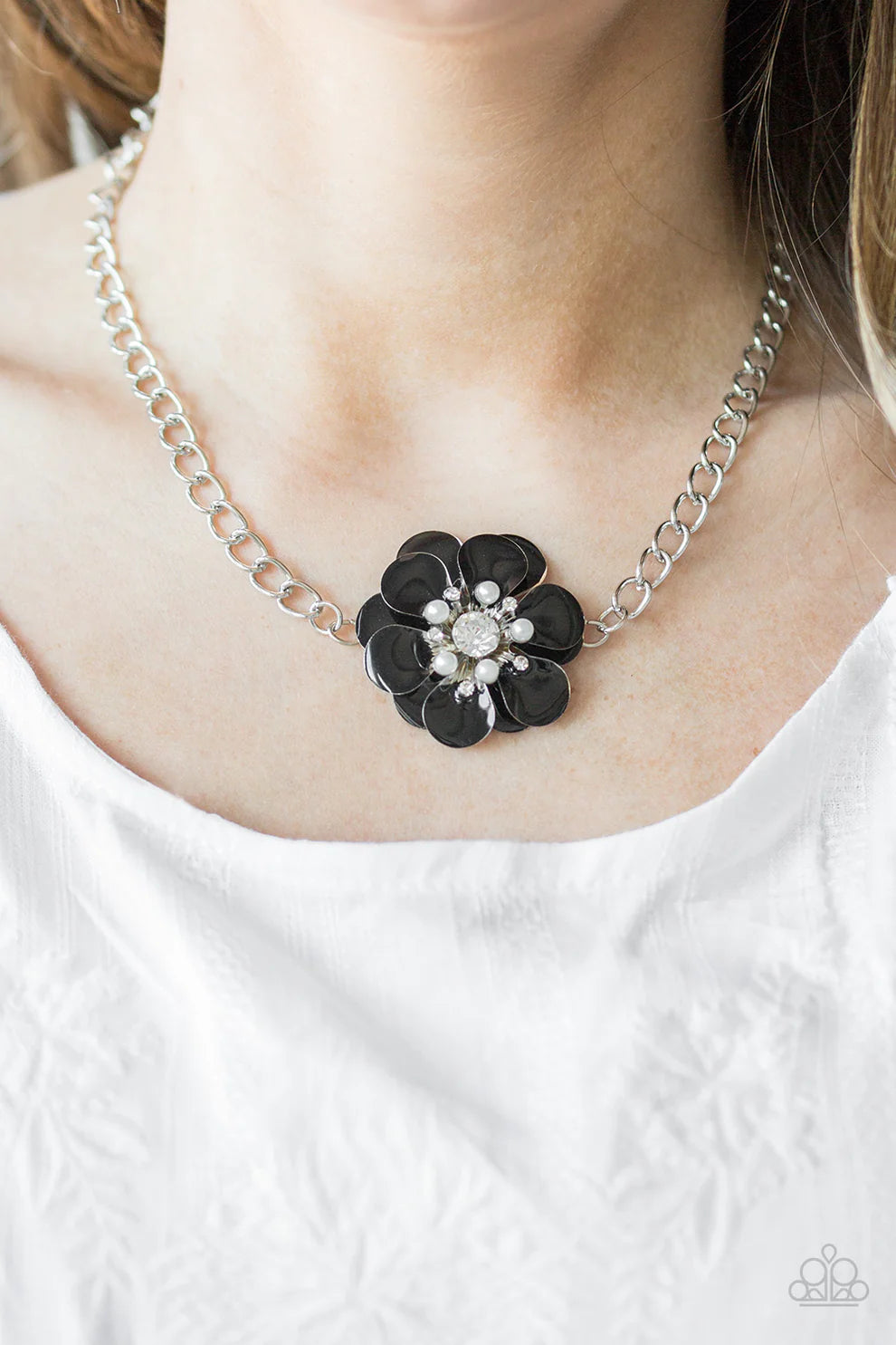 Hibiscus Hula - Black Necklace - Paparazzi