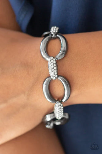 Dont Forget Whos Boss! - Black Bracelet - Paparazzi