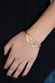 In Total De-NILE - Gold Bracelet - Paparazzi