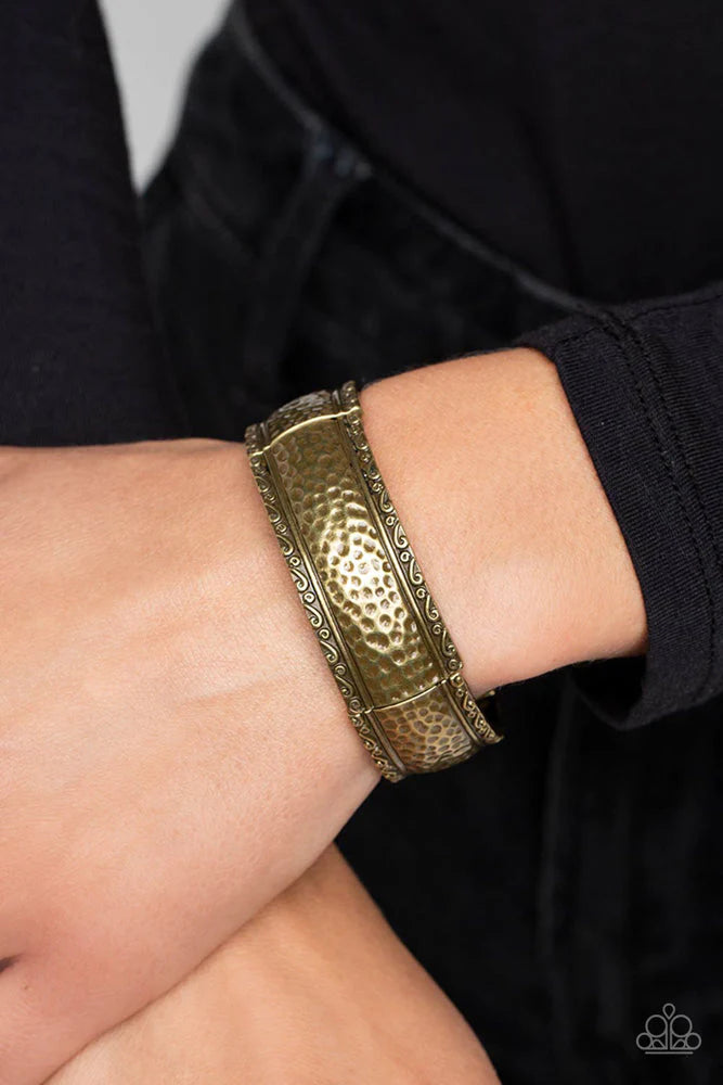 Textile Tenor - Brass Bracelet - Paparazzi