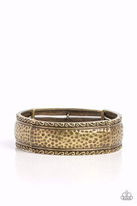 Textile Tenor - Brass Bracelet - Paparazzi