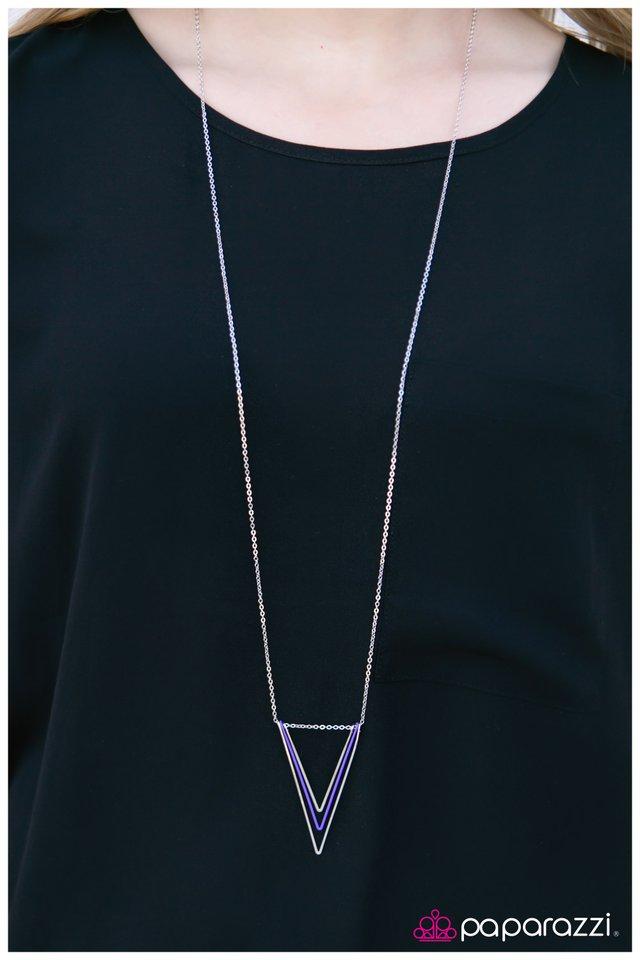 V Right There! - Purple Necklace - Paparazzi