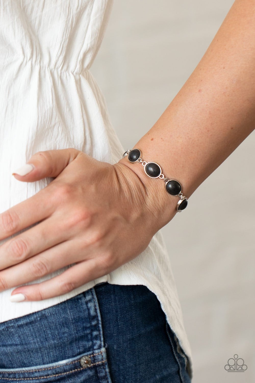 Nice Stonework - Black Bracelet - Paparazzi