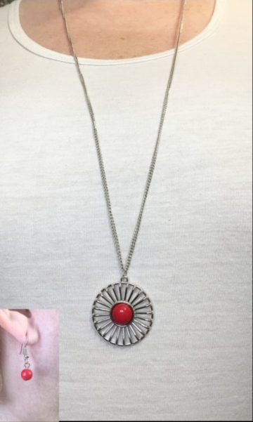 Paparazzi necklace - Peacefully Pacific - Red – jewelryandbling.com