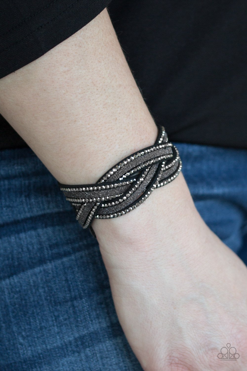 Girls Do It Better - Black Bracelet - Paparazzi