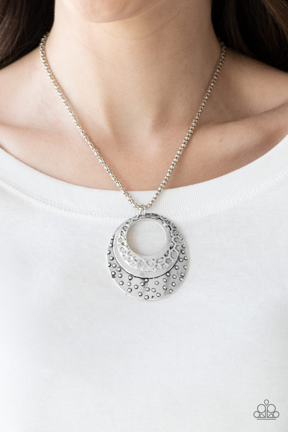 Texture Trio - Silver Necklace - Paparazzi