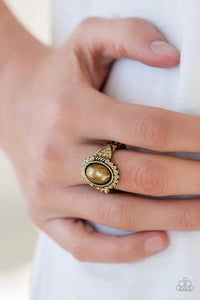 Pearl Party - Brass Ring - Paparazzi