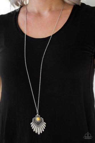 Inde-PENDANT Idol - Yellow Necklace - Paparazzi