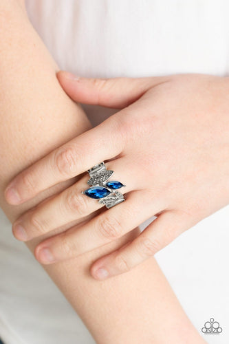Stay Sassy - Blue Ring- Paparazzi