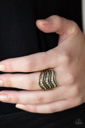 Fashion Finance - Brass Ring - Paparazzi