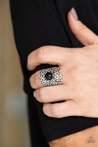 Flower Shower - Black Ring - Paparazzi