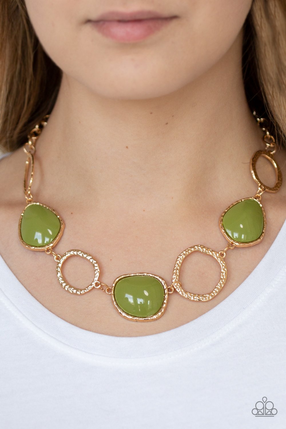 Haute Heirloom - Green Necklace - Paparazzi