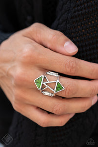 Making Me Edgy - Green Ring - Paparazzi