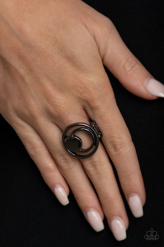 Edgy Eclipse - Black Ring - Paparazzi
