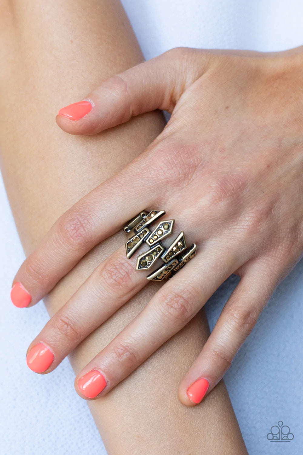 Juxtaposed Jewels - Brass Ring - Paparazzi
