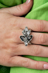 Ice-Cold Couture - Silver Ring - Paparazzi