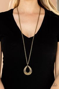 Glitz and Grind- Brass Necklace - Paparazzi