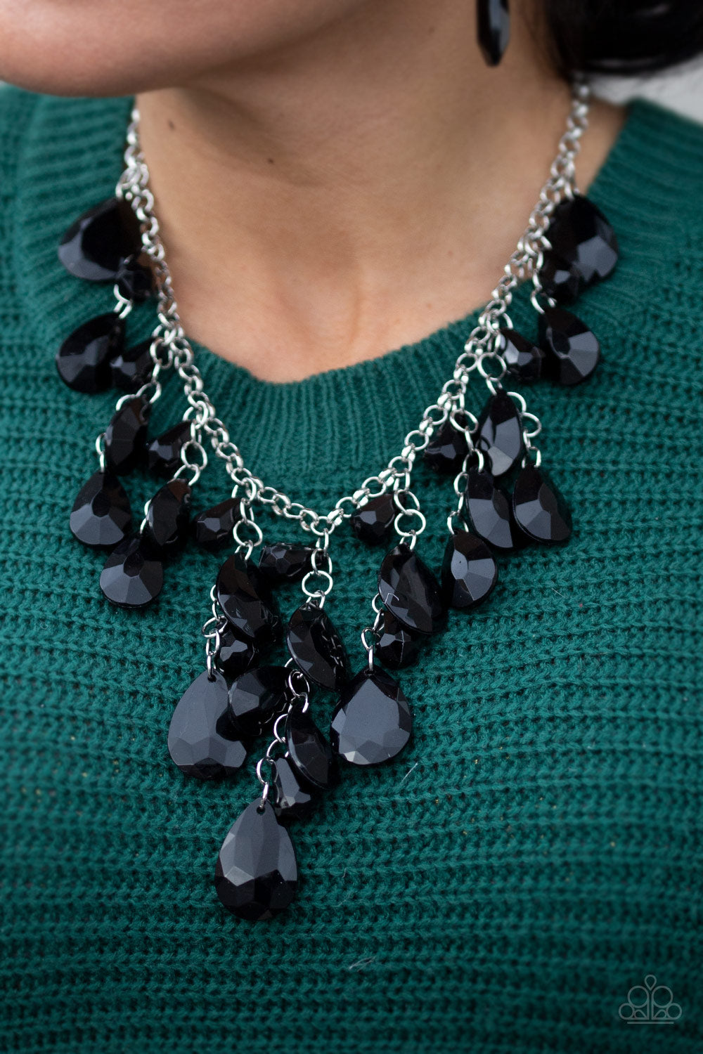 Irresistible Iridescence - Black Necklace - Paparazzi