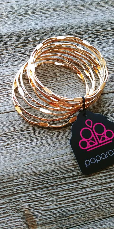 Mish Mash - Gold Bracelet - Paparazzi